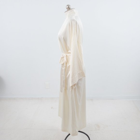 Natori M Silky Wrap Hollywood Robe Cream White - Picture 3 of 9